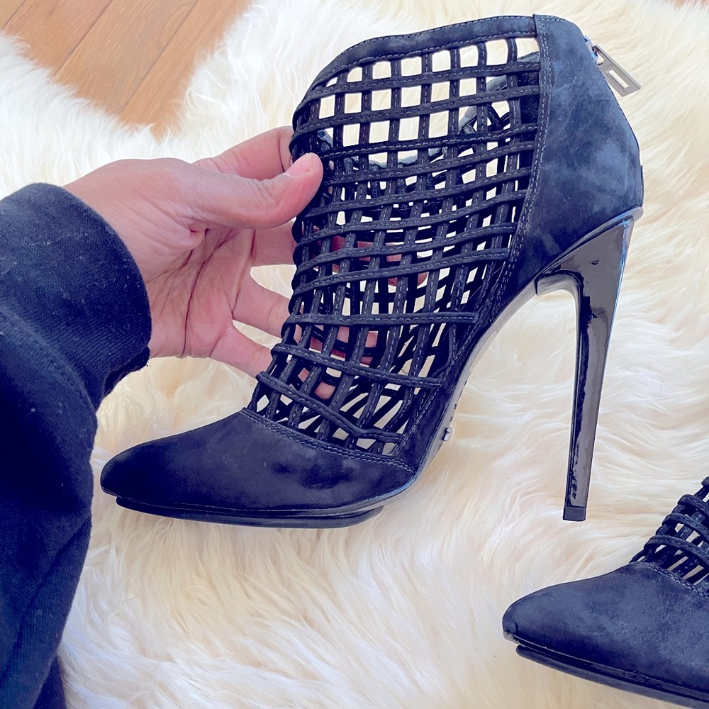 SCHUTZ Caged Pumps